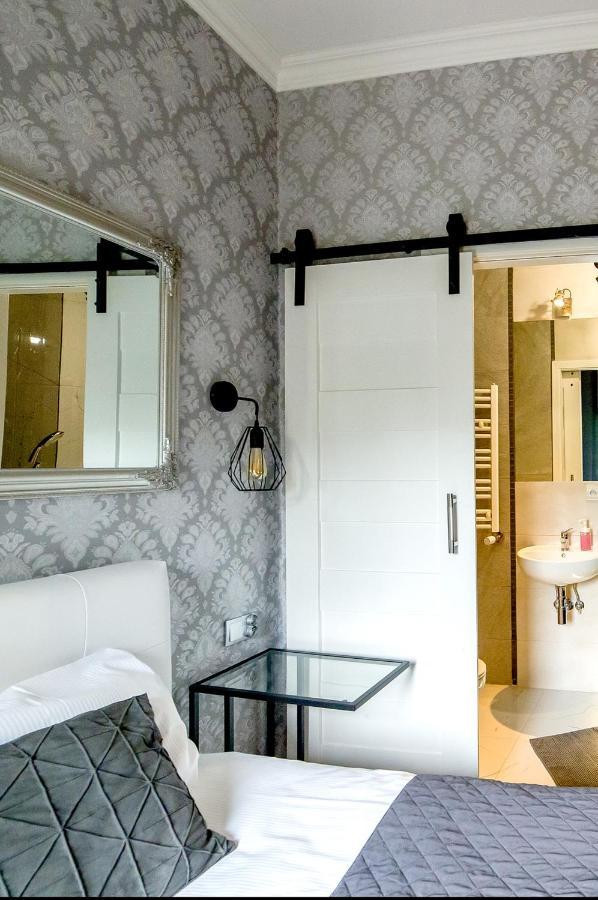 Cracovia Apartments Екстериор снимка